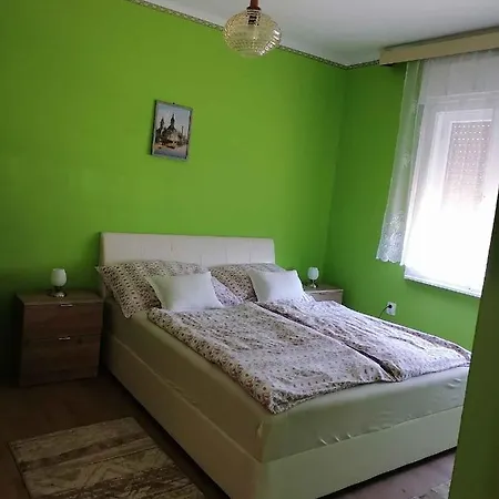 In 18415 Casa de Férias