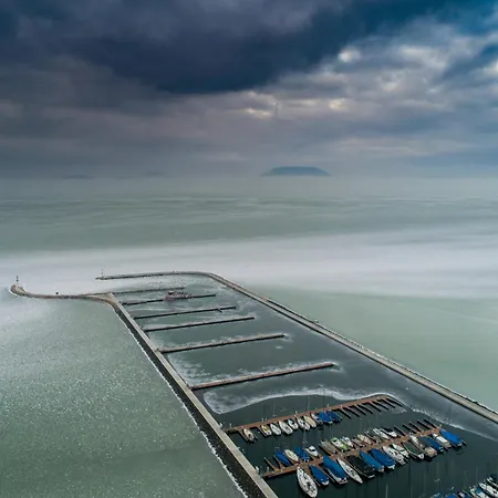 In 18415 Balatonfenyves