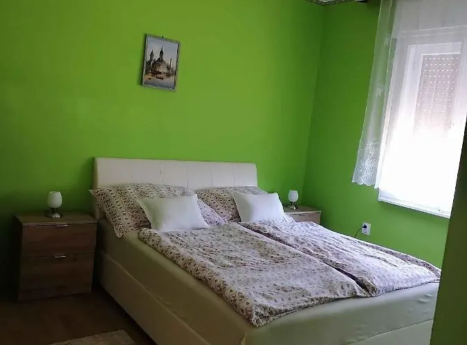 In 18415 בית נופש